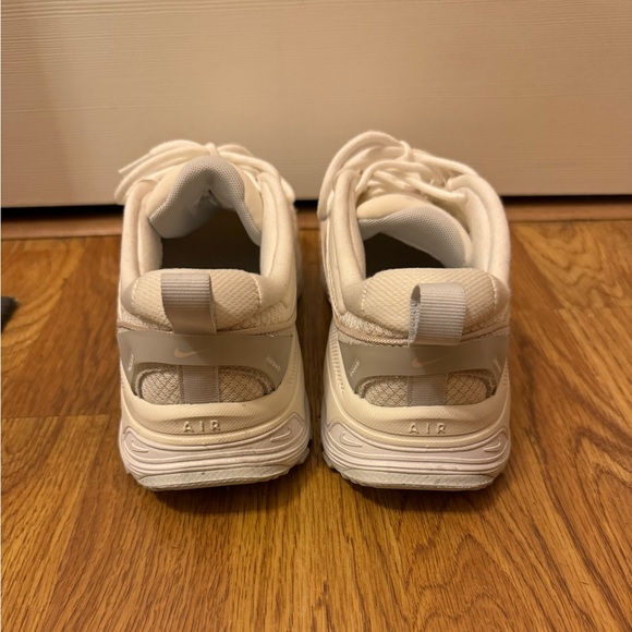 Nike Air Max Bliss XL - Picture 6 of 10